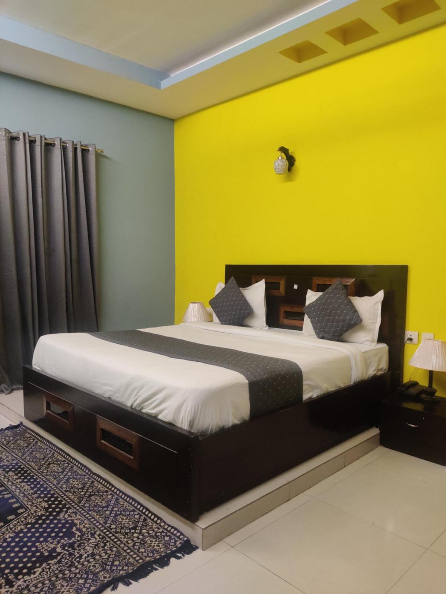 Hotel Delhi Airport Plaza Igi Airport 新德里 外观 照片